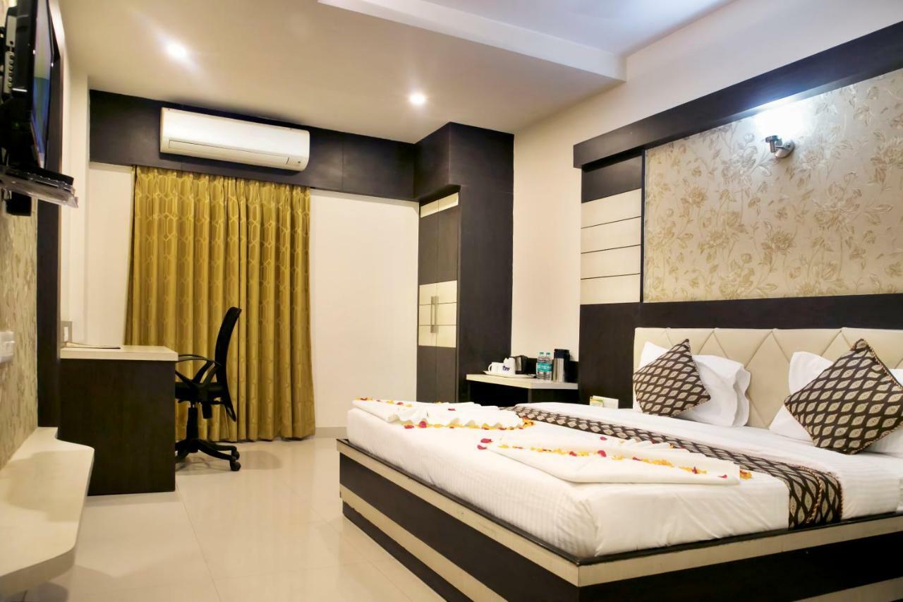 Hotel Ganges Grand Waranasi Zewnętrze zdjęcie