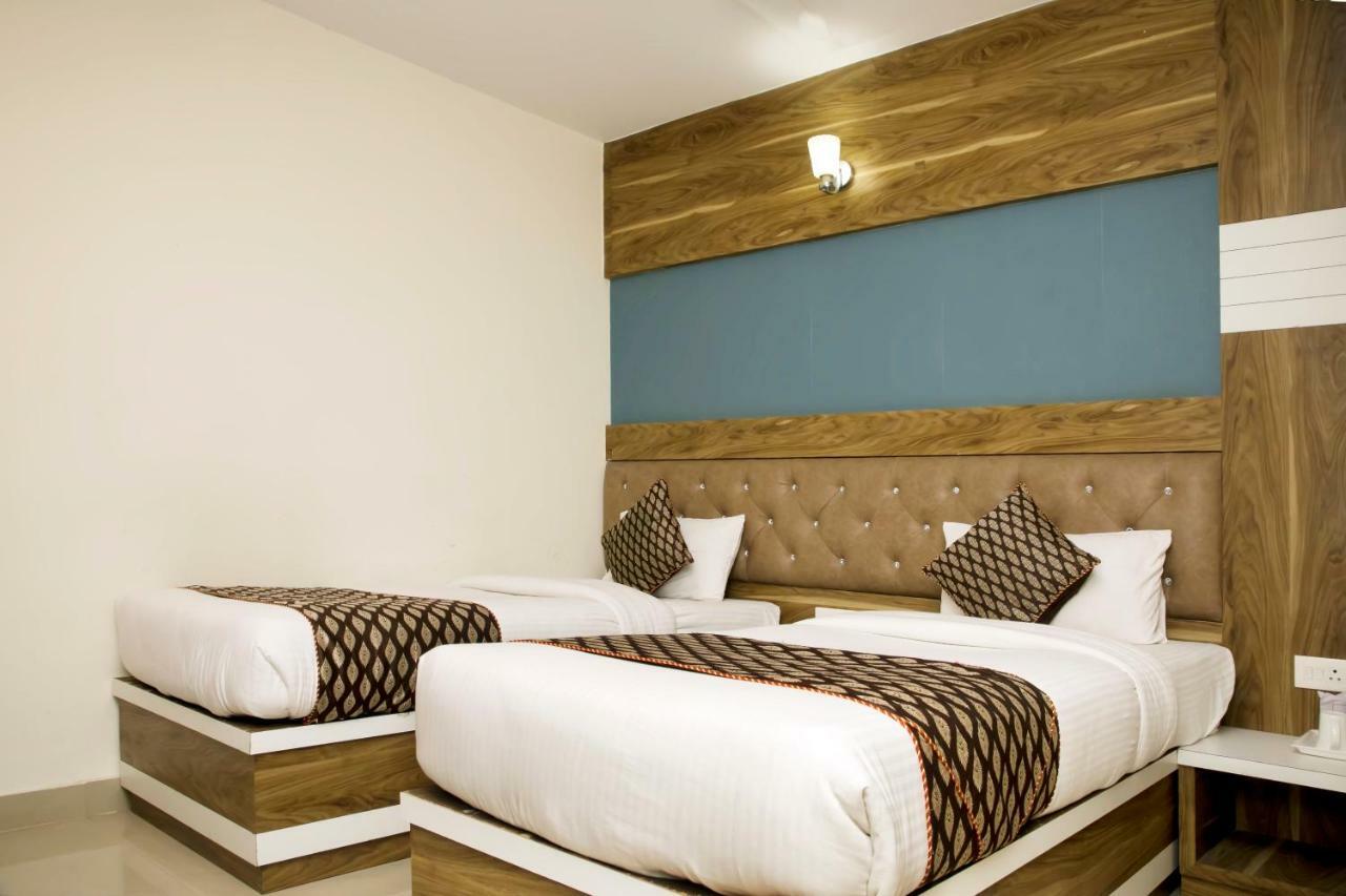 Hotel Ganges Grand Waranasi Zewnętrze zdjęcie