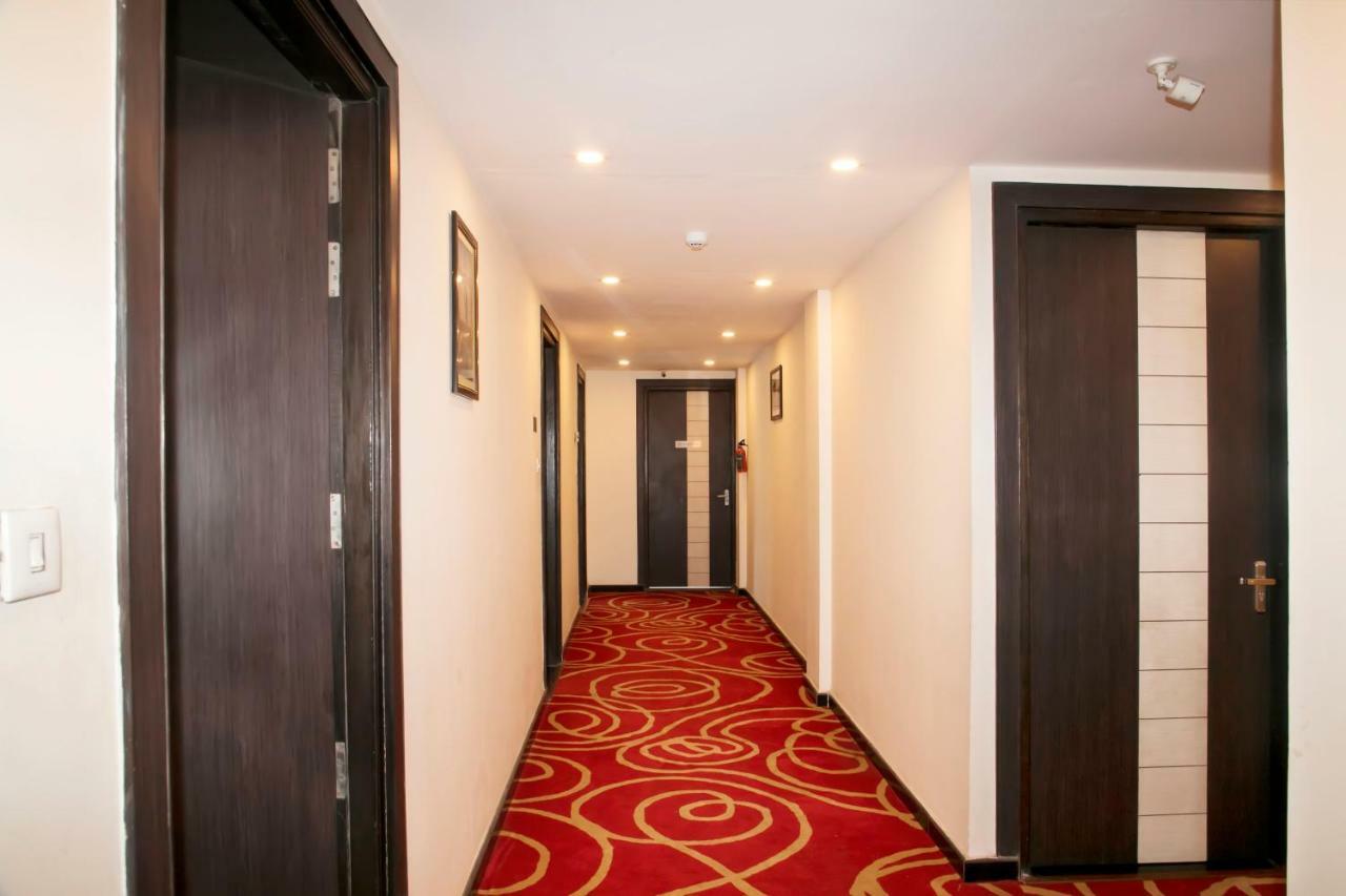 Hotel Ganges Grand Waranasi Zewnętrze zdjęcie