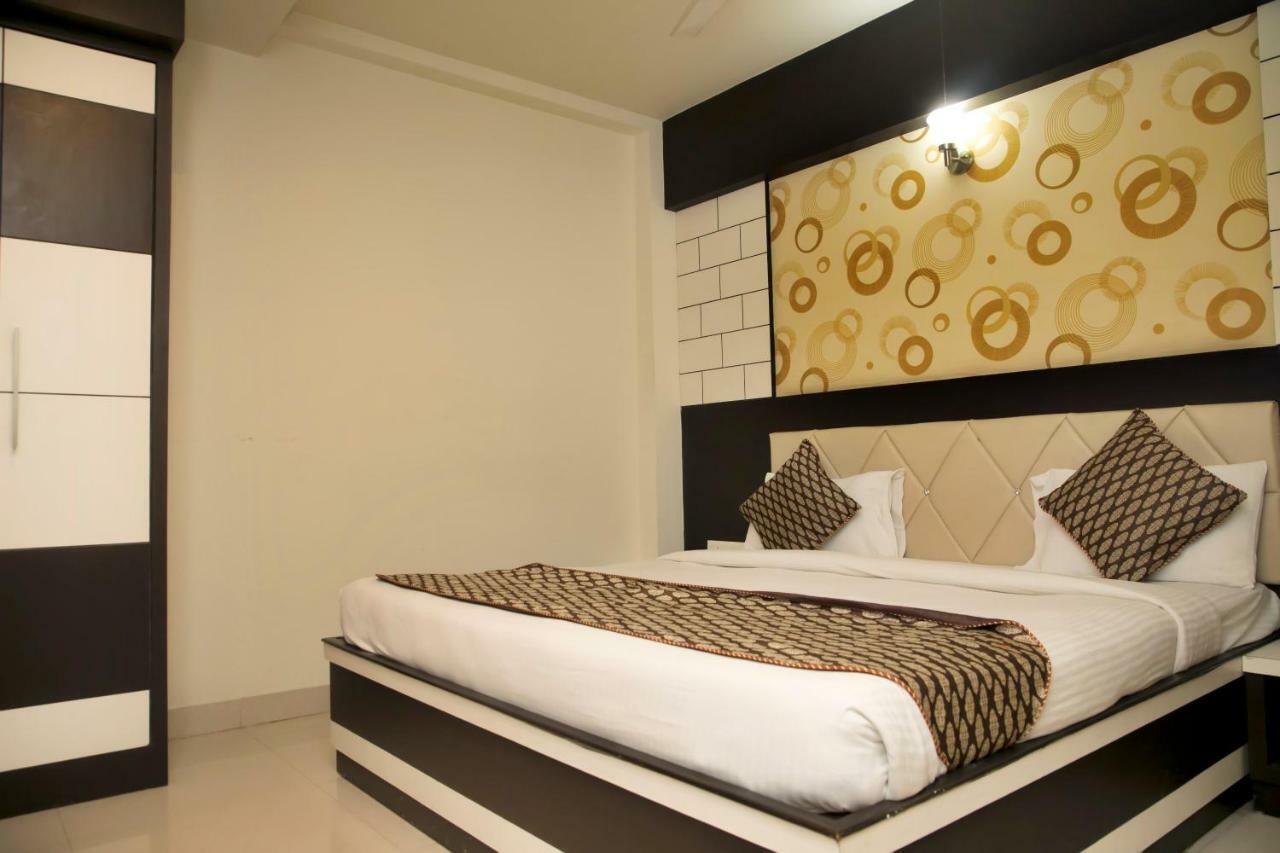 Hotel Ganges Grand Waranasi Zewnętrze zdjęcie